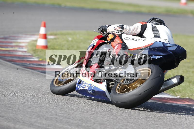 /45 10.08.2025 Plüss Moto Sport ADR/Einsteiger/730